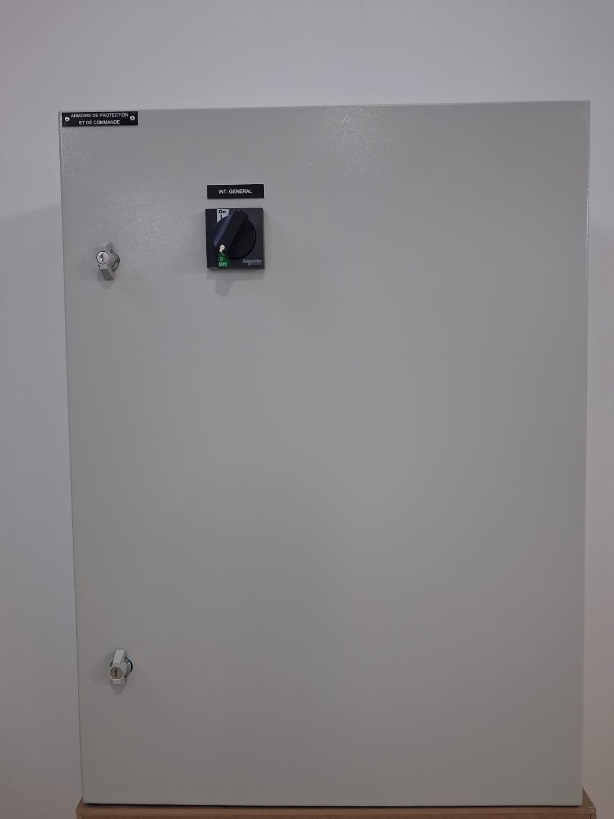 Armoire ordinateur climatique – 90kW 400V